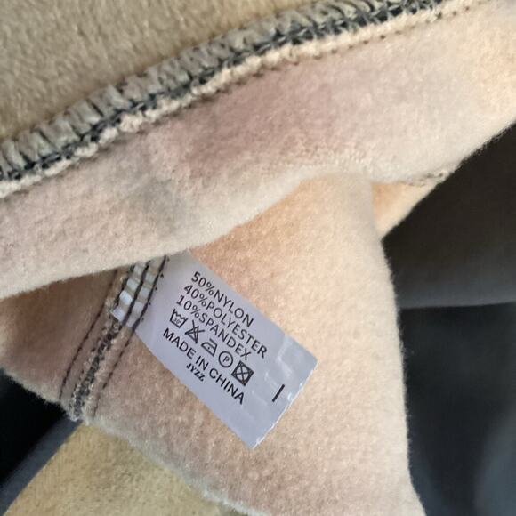 FUR LINED NWOT GRAY LEGGINGS SIZE XS 1244 - Picture 6 of 6